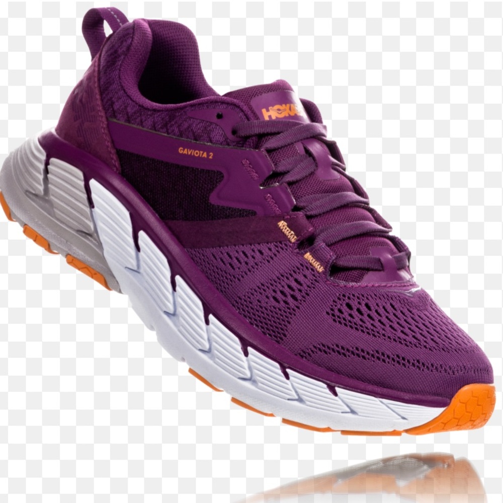 Hoka One One WOMEN'S
Gaviota 2 size 6